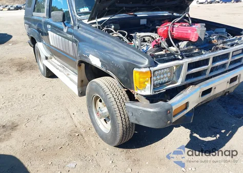 1985 Toyota 4Runner from USA, damaged, VIN JT3RN65W1F5050334